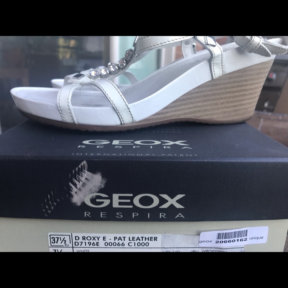 GEOX D Roxy Patent Leather Wedge Sandal